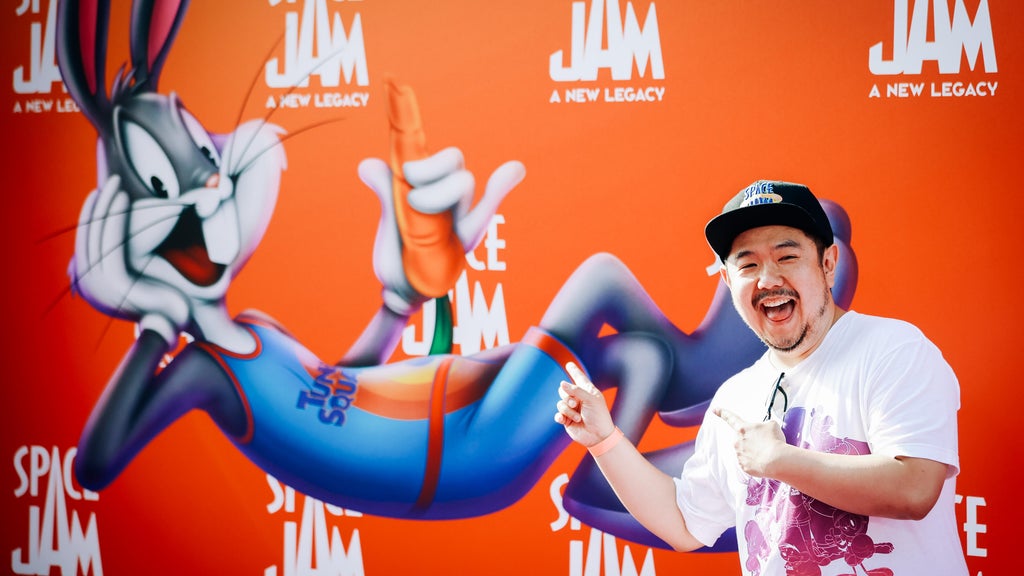 Eric Bauza, actor who voiced Bugs Bunny, Daffy Duck and other cartoon characters, dies at 46 — Acworth Arts news